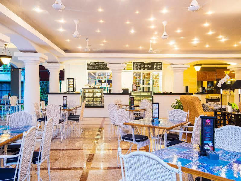 Bali Dynasty Resort Kuta  Exterior photo